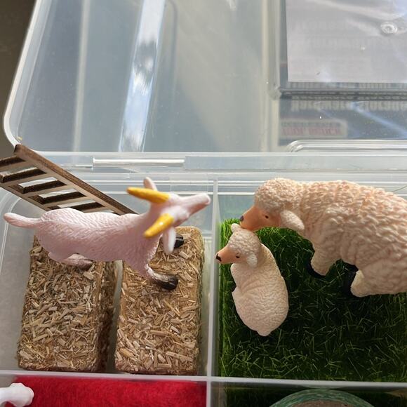 Old McDonald had a farm kit educational farm life and animals - Picture 4 of 8